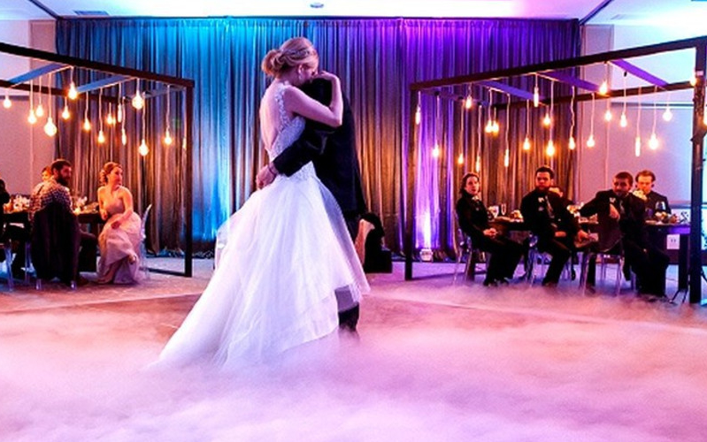 Missouri Wedding DJ Service Dancing on a Cloud